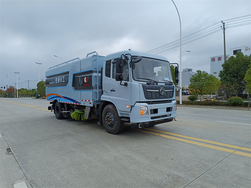 東風(fēng)天錦洗掃車(chē)-東風(fēng)18噸洗掃車(chē)規(guī)格型號(hào)