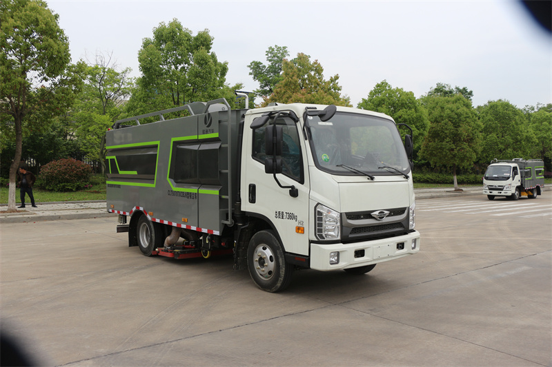 福田國(guó)六吸塵車(chē)-道路吸塵清掃車(chē)