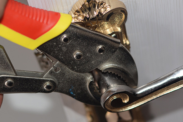 圓口大力鉗的特點(diǎn)功效，不一般哦